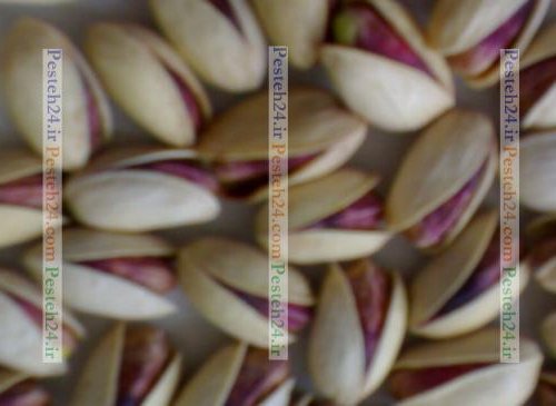 پسته احمد آقایی